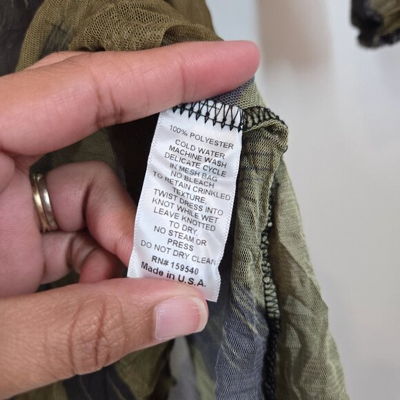 Lisa Bayne Green Semisheer Mesh Lagenlook Tunic Top Painterly Women's Size Small - Picture 11 of 11